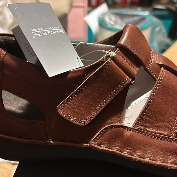 Men’s Spring Step Sandals - Picture 4 of 4